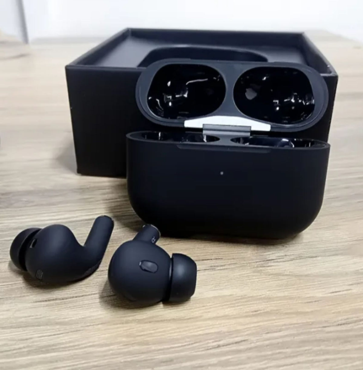 Airpods Pro 2 – Premium Sound, Noise Cancellation & Wireless Charging