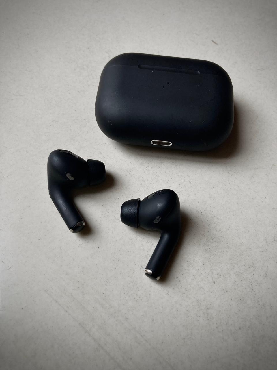 AirPods Pro (2nd Gen) – Premium Black & White Editions